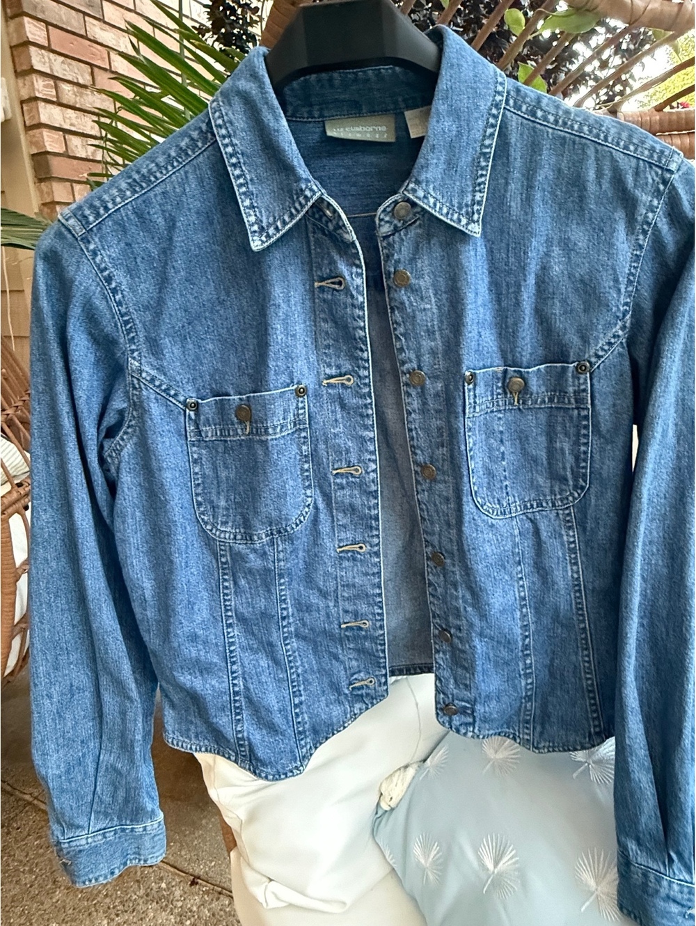 Liz Claiborne Adorable Denim Shirt